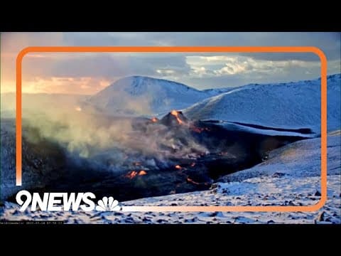 Iceland: Volcano up close from a helicopter