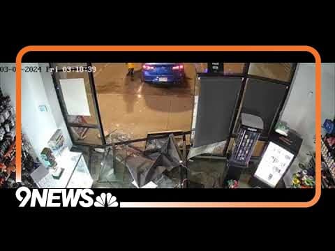 Suspects burglarize vape shop, use car as battering ram