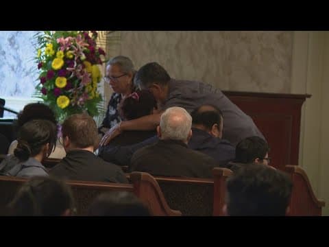 'Like a teddy bear': 15-year-old boy remembered at visitation after he was killed walking to school