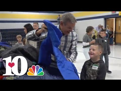 Tennessee Serves hosts coat drive for 'distressed' Hancock County