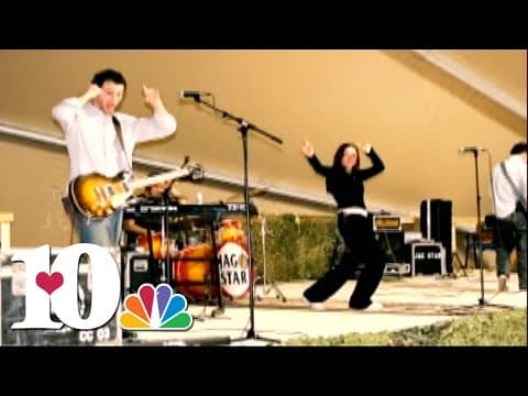 Service & Sacrifice: Backstage pass in a war zone (2013)