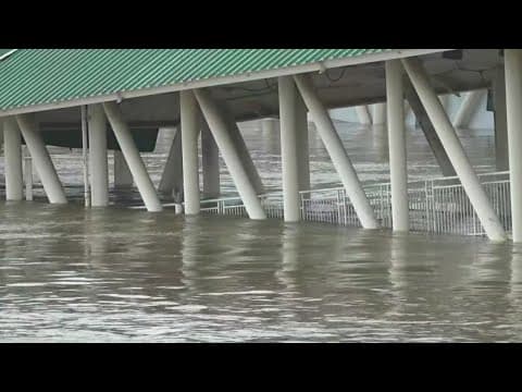 Bridge that once linked Baton Rouge Riverfront to former Belle Casino collapses