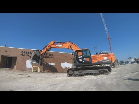 Old north Houston Yellow Cab building to be demolished, transformed into affordable housing