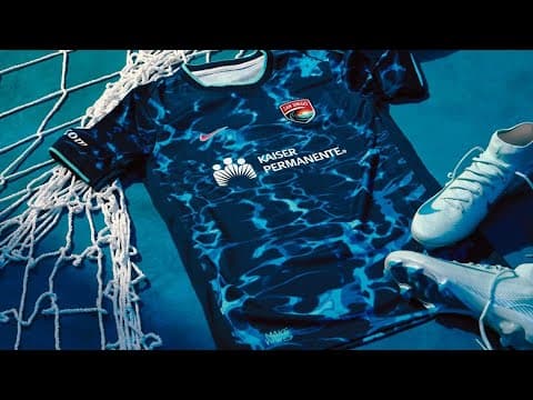 San Diego Wave FC unveiled new ocean-inspired jersey for 2025 season