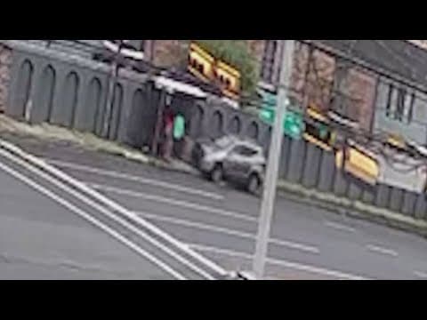 One killed, another injured after car crashes into bus stop on Westheimer Road, police say