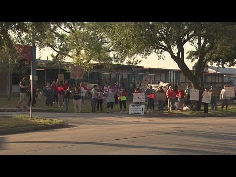 Parents rally outside 2 HISD campuses after teacher says she was fired for questioning NES model