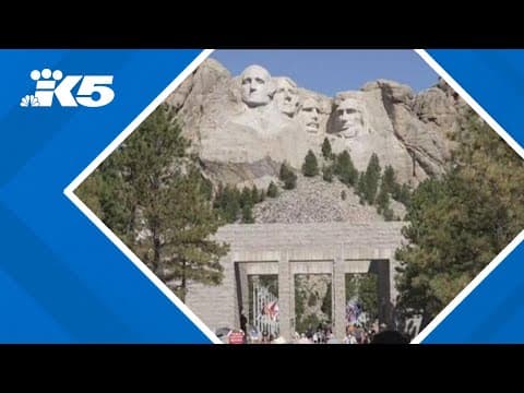 Push to add Trump's face to Mount Rushmore