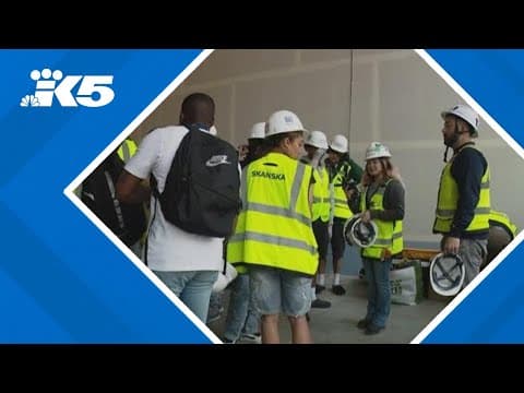 Seattle students explore work site, career paths with Youth in Construction