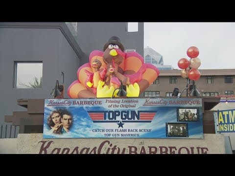 Kansas City Barbeque honors military members with free Thanksgiving meal