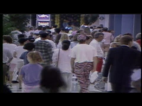 Mall of America celebrates 30 years as the largest mall in... America