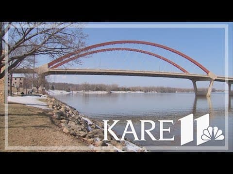 WATCH LIVE: Walz checks flood preps in Hastings