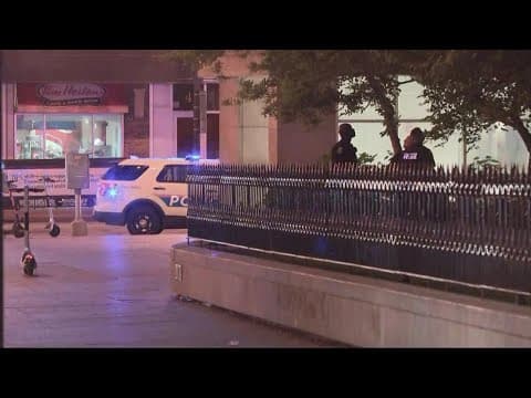 Police: 1 shot on Ohio Statehouse lawn, pronounced dead on scene