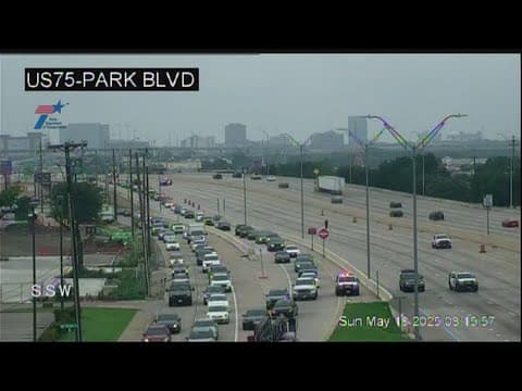 U.S. 75 closed in Plano due to a crash, officials say