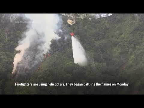Oahu, Hawaii wildfire moving away from towns