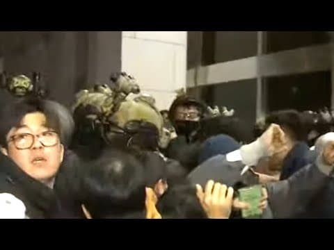 South Korean army blocks entrance of the National Assembly Member's Building in Seoul