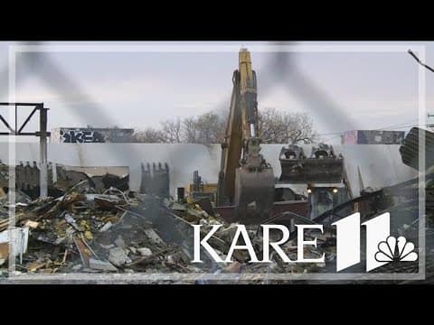 Demolition of Minneapolis Kmart underway