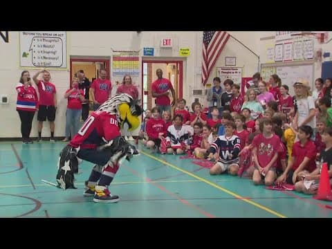 Tuckahoe Elementary rocks the red at Capitals hockey clinic