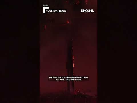 Beyoncé's childhood home catches fire in Houston's Third Ward on Christmas morning #shorts