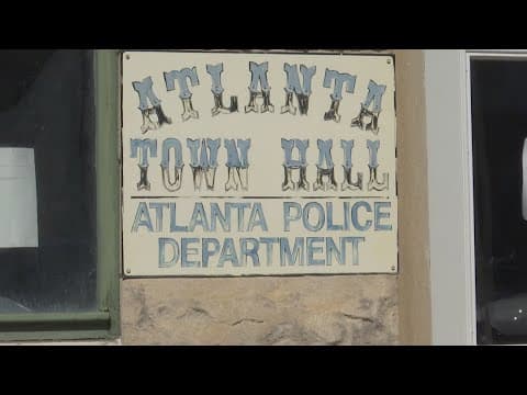 Police raid small city in Indiana during investigation into town official