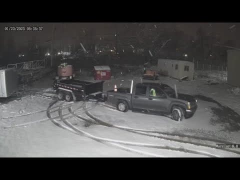 Police searching for trailer stolen from Columbus painting business