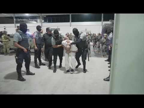 Venezuelan government says it will accept another plane carrying migrants