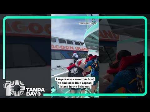 Bahamas tour boat sinks near Blue Lagoon Island #shorts