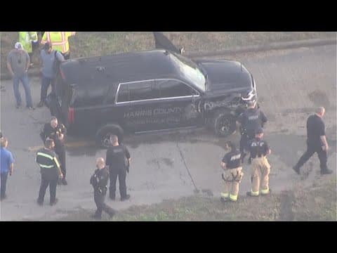 Harris County Constable SUV involved in crash during pursuit in Channelview