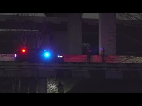 HPD: 1 dead after pickup truck rolls over I-610 connector ramp to I-59
