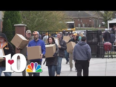 Feed the 5000 provides meals for those in need