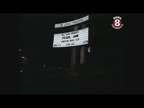 Pearl Jam fans lined up for 1993 show in San Diego