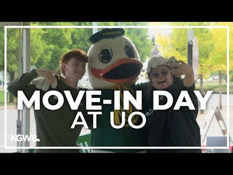 University of Oregon students start moving in to dorms