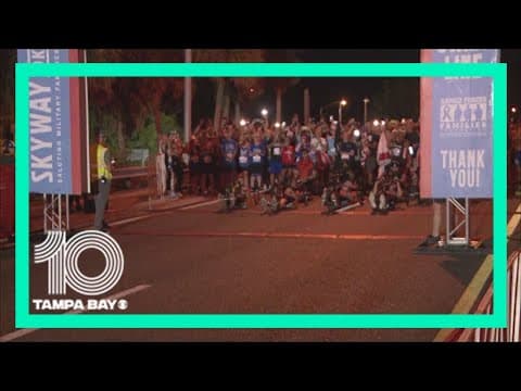 Start of Skyway 10K event: handcyclers, runners, walkers