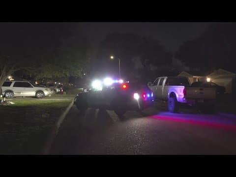 Family held at gunpoint while unloading groceries, neighbor shot in back, Houston police say