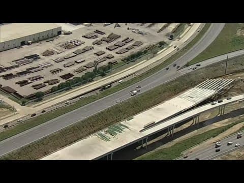EB lanes of I-20 closed at E. Loop I-820 in Tarrant County, causing traffic backup