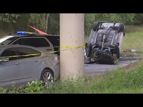 Deadly accident shuts down South Braeswood at S. Loop  in Meyerland area