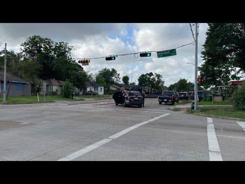 HPD gives update after shots fired, standoff ends in east Houston