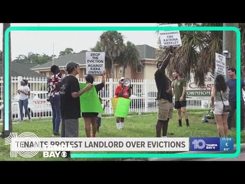 St. Pete townhome tenants protest landlord over evictions