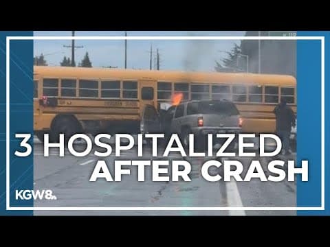 4 people injured after SUV crashed into school bus in Washington