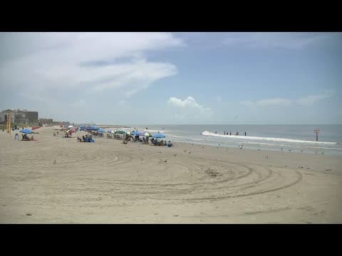 Large crowds expected for Fourth of July weekend as Galveston officials monitor possible storm