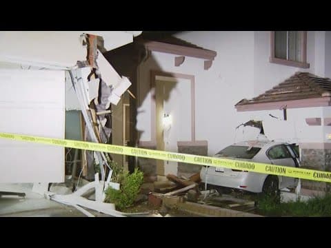 Speeding driver launches car into side of Mira Mesa home