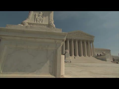 Supreme Court blocks Trump from deporting migrants