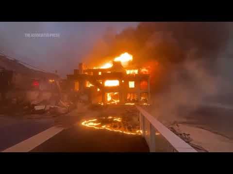 At least 1,000 structures burned by Palisades Fire