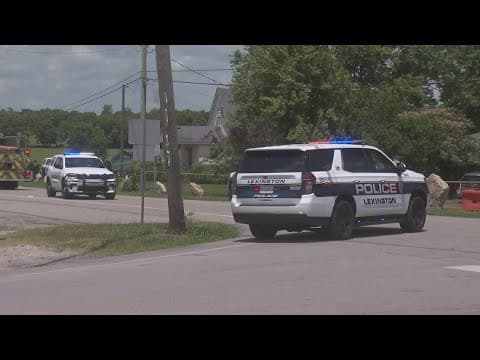 2 women killed in Kentucky church shooting after trooper shot