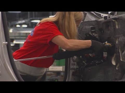 President Donald Trump speaks with Canadian Prime Minister Mark Carney amid trade tariff talks