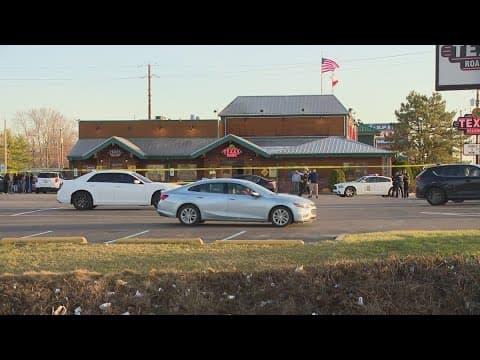 Police: 1 person injured in shooting outside east Indianapolis Texas Roadhouse