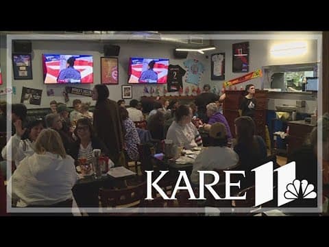 Hundreds pack bars for Women's Final Four