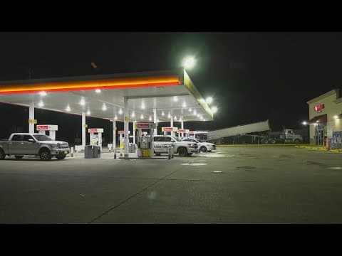 Man accused of carjacking woman at gas station before shooting ex-girlfriend in face