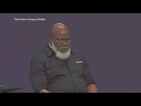 Bishop TD Jakes announces he was rushed to emergency surgery after a medical incident