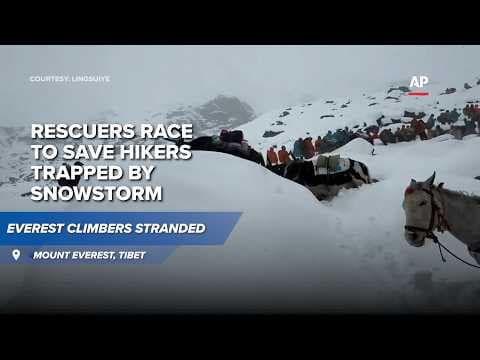 Snowstorm traps hundreds on Mount Everest