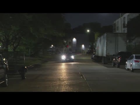 2 teens shot in drive-by on southside, Houston police say